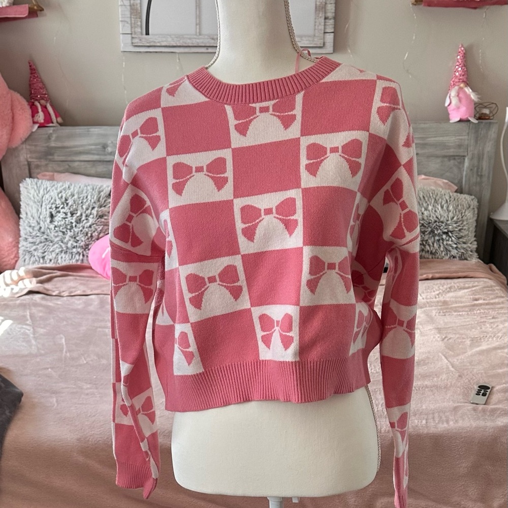 Pink Bow Pattern Sweater